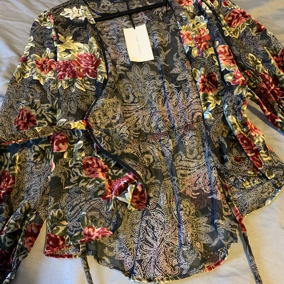 ZARA - Picture 3 of 4